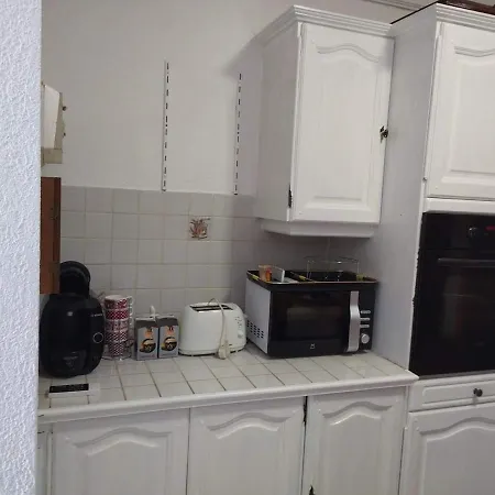 - Le Bercail Apartment