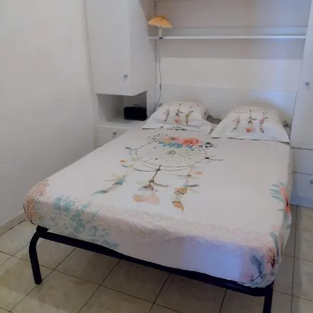 - Le Bercail Apartment